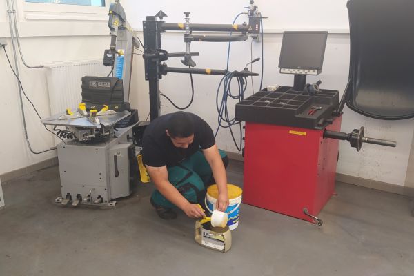 zs-automechanik-35EB328AA-C502-93DD-4A2E-6F1046037032.jpg